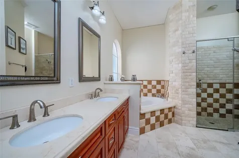 22202 SW 87th Place Cutler Bay FL 33190