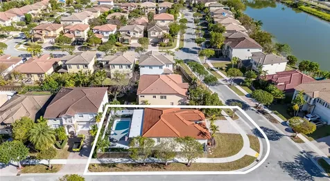22202 SW 87th Place Cutler Bay FL 33190