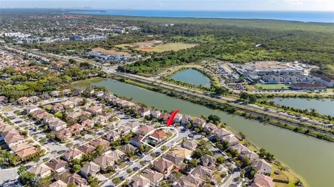 22202 SW 87th Place Cutler Bay FL 33190
