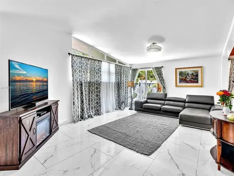 2026 NE 29th Street Fort Lauderdale FL 33306