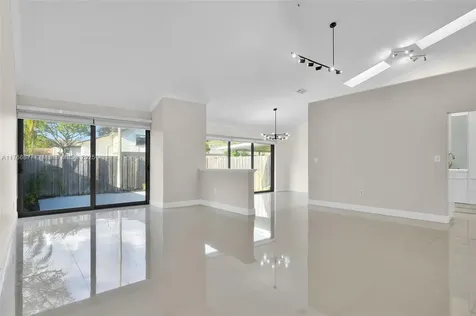 11783 SW 92nd Terrace Miami FL 33186