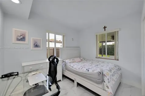 11410 SW 52nd Street Miami FL 33165