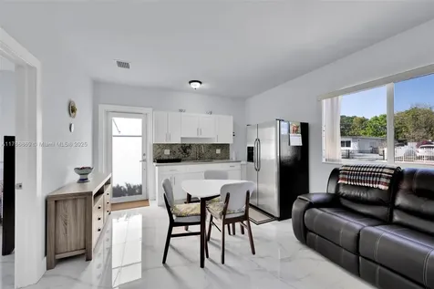 11410 SW 52nd Street Miami FL 33165