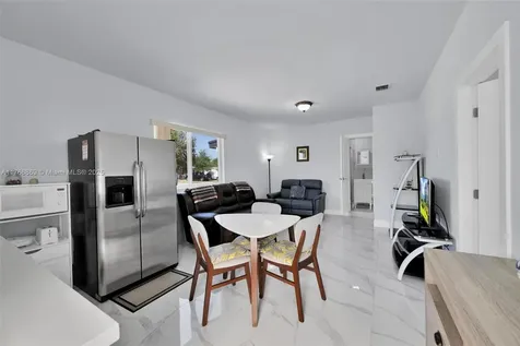 11410 SW 52nd Street Miami FL 33165