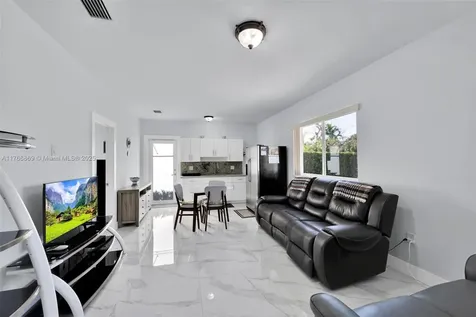 11410 SW 52nd Street Miami FL 33165