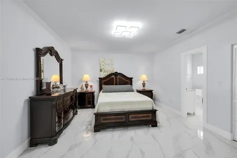 11410 SW 52nd Street Miami FL 33165