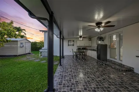 11410 SW 52nd Street Miami FL 33165