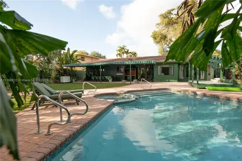 2340 NE 201st Street Miami FL 33180