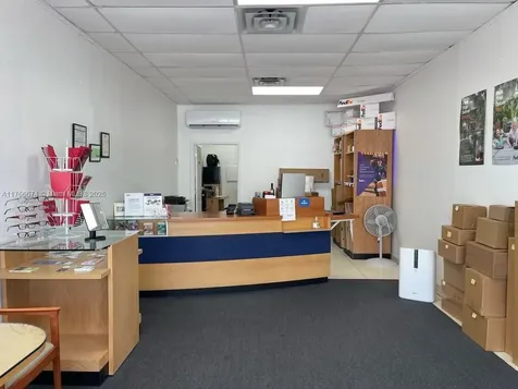 810 NE 125th Street North Miami FL 33161