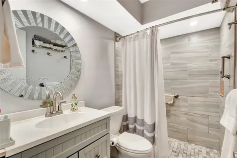 100 Shore Court North Palm Beach FL 33408