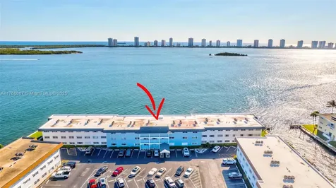 100 Shore Court North Palm Beach FL 33408