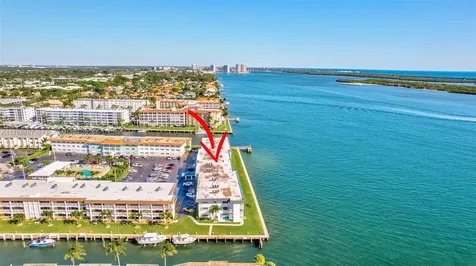 100 Shore Court North Palm Beach FL 33408