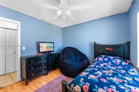 4511 NW 84th Avenue Lauderhill FL 33351