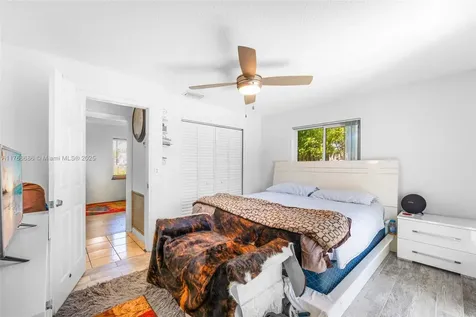4511 NW 84th Avenue Lauderhill FL 33351
