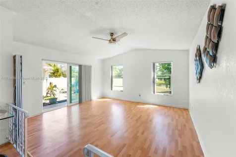 4511 NW 84th Avenue Lauderhill FL 33351