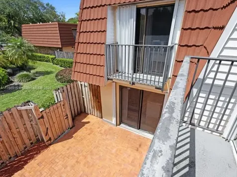 9927 NW 6th Court Plantation FL 33324