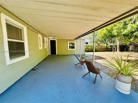 765 NW 125th Street North Miami FL 33168