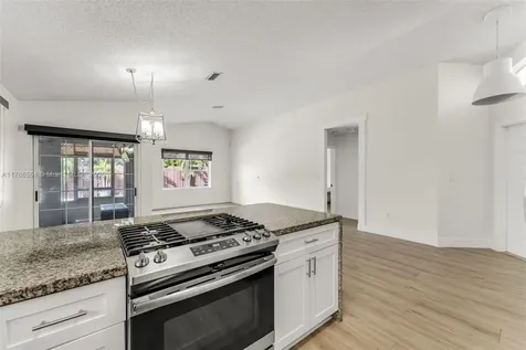 5054 SW 154th Place Miami FL 33185
