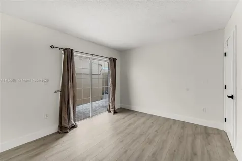 5054 SW 154th Place Miami FL 33185