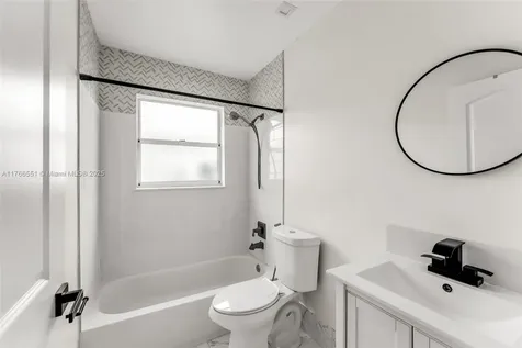 5054 SW 154th Place Miami FL 33185
