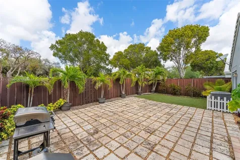 5054 SW 154th Place Miami FL 33185