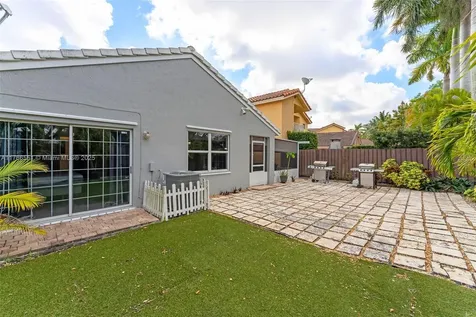 5054 SW 154th Place Miami FL 33185