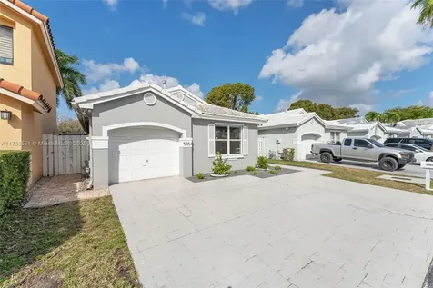 5054 SW 154th Place Miami FL 33185