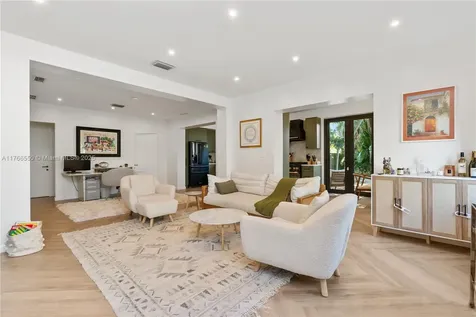 1656 Biarritz Drive Miami Beach FL 33141