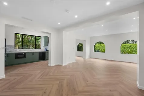 1656 Biarritz Drive Miami Beach FL 33141