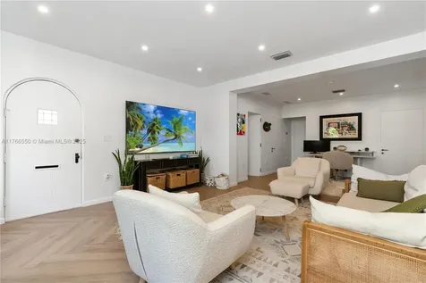 1656 Biarritz Drive Miami Beach FL 33141
