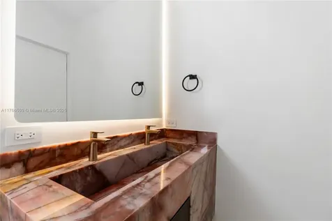 1656 Biarritz Drive Miami Beach FL 33141