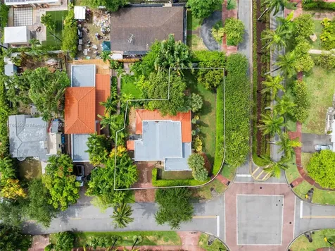 1656 Biarritz Drive Miami Beach FL 33141