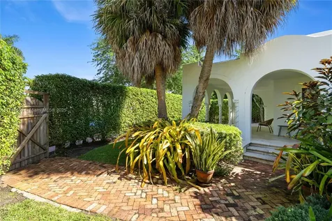 1656 Biarritz Drive Miami Beach FL 33141