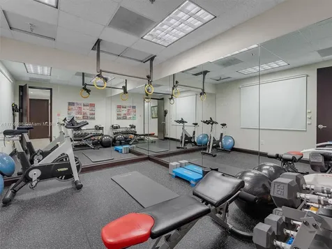 2260 NW 114th Avenue Sweetwater FL 33172