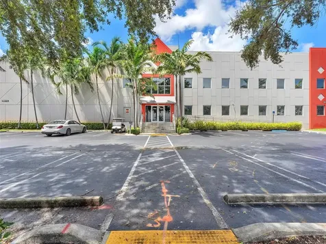 2260 NW 114th Avenue Sweetwater FL 33172