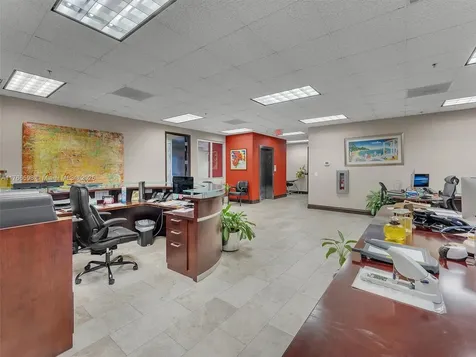 2260 NW 114th Avenue Sweetwater FL 33172