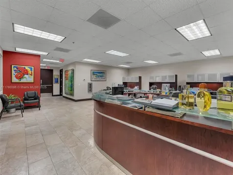 2260 NW 114th Avenue Sweetwater FL 33172