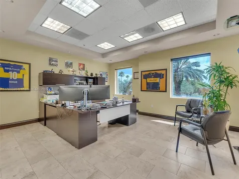 2260 NW 114th Avenue Sweetwater FL 33172