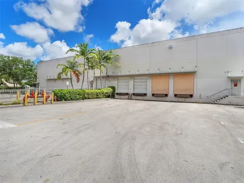2260 NW 114th Avenue Sweetwater FL 33172