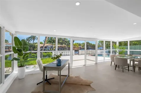 2140 NE 19th Avenue Wilton Manors FL 33305