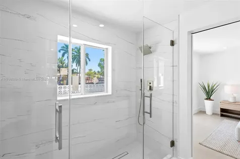 2140 NE 19th Avenue Wilton Manors FL 33305