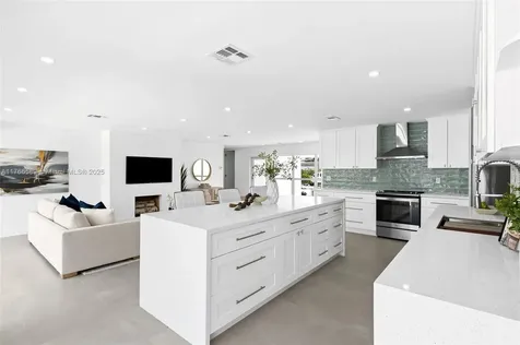 2140 NE 19th Avenue Wilton Manors FL 33305