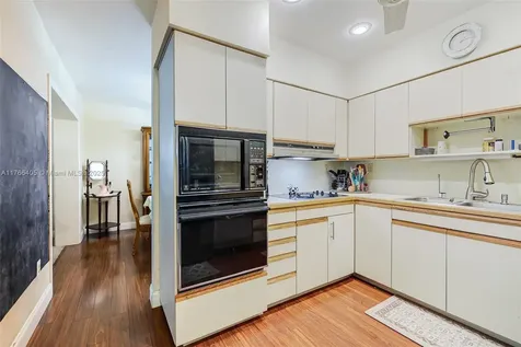 10045 SW 212th Street Cutler Bay FL 33189
