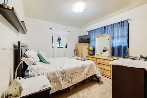 10045 SW 212th Street Cutler Bay FL 33189