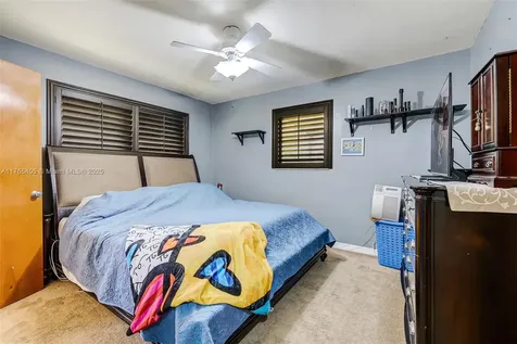 10045 SW 212th Street Cutler Bay FL 33189