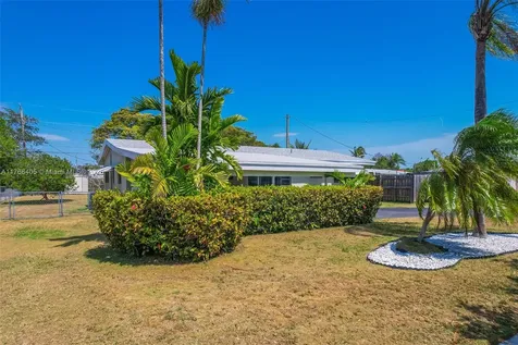 10045 SW 212th Street Cutler Bay FL 33189