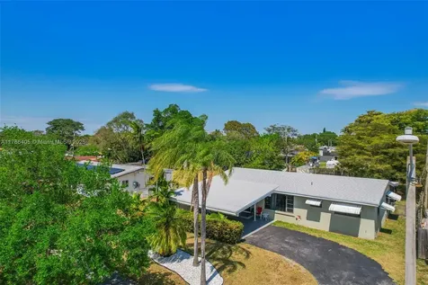 10045 SW 212th Street Cutler Bay FL 33189