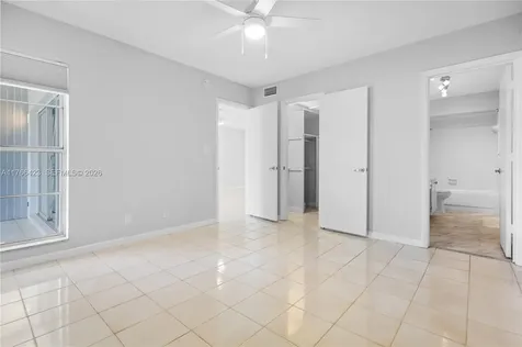 3040 NE 16th Avenue Oakland Park FL 33334