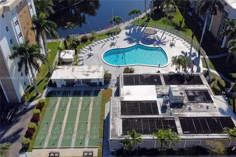 3040 NE 16th Avenue Oakland Park FL 33334