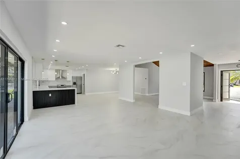 1931 NW 41st Street Oakland Park FL 33309